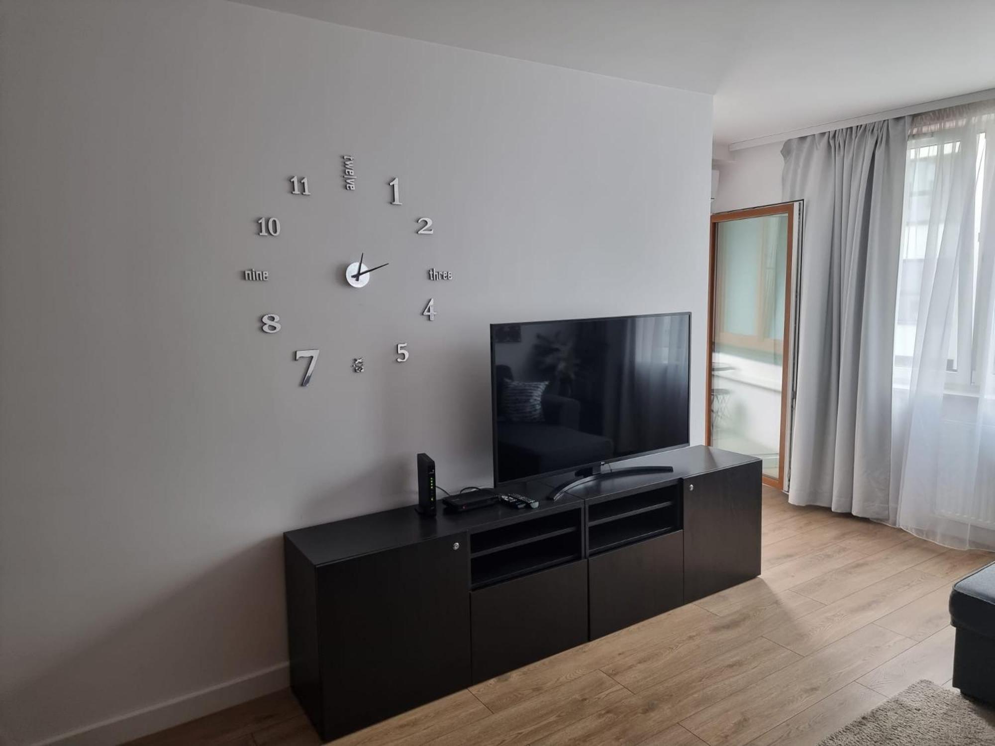 Apartament Near Sky Tower 브로츠와프 외부 사진