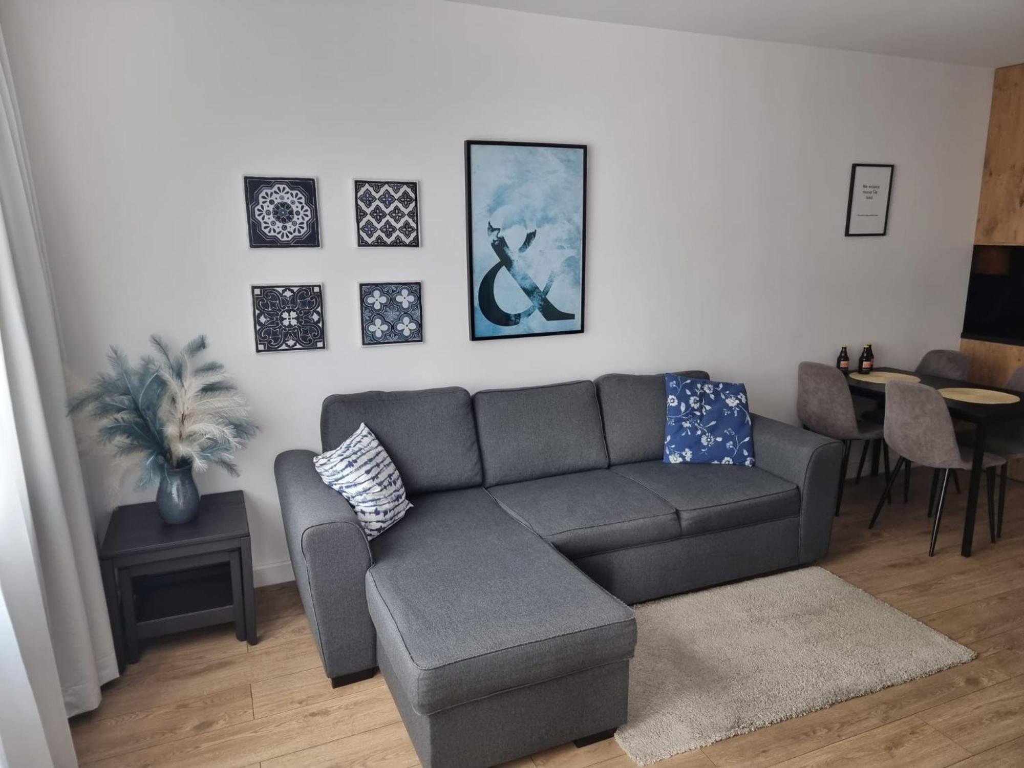 Apartament Near Sky Tower 브로츠와프 외부 사진